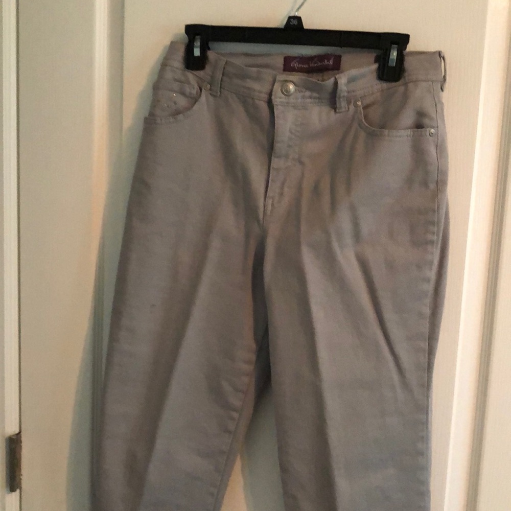 Never worn denim capris look great on